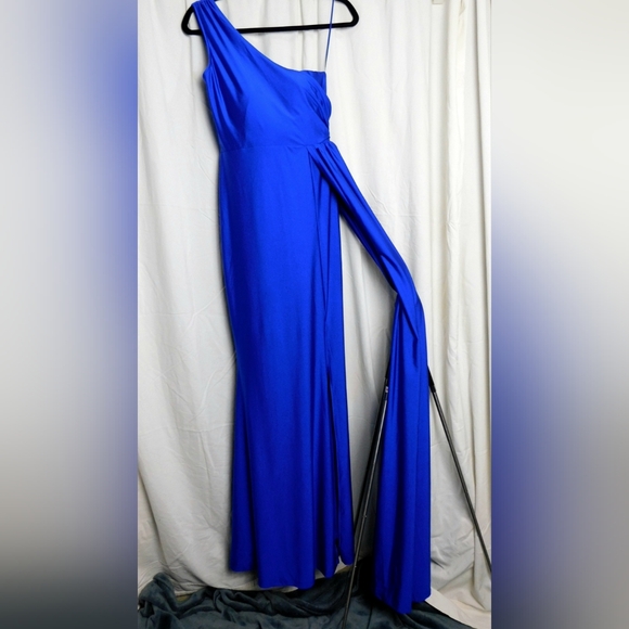 NWT Diamonds Are Forever Floor Length Gown Size S in Royal Color by Fashion Nova - Picture 2 of 9